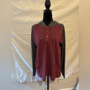 Smash maroon and gray long sleeve shirt. Excellent condition Large